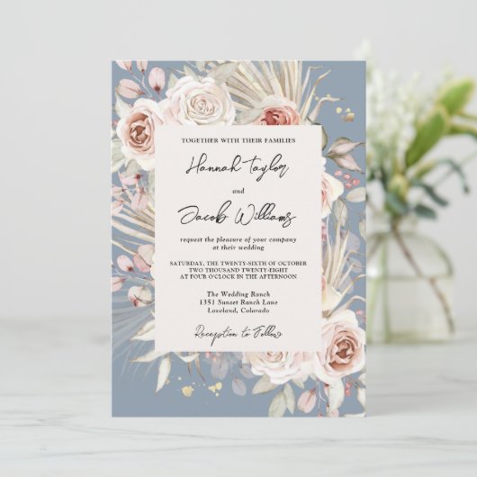 Invitation Dusty Blue Floral Rustic Mariage (Debout devant)