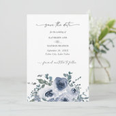 Invitation Dusty Blue Floral Wedding Save the Date (Debout devant)