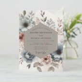 Invitation Dusty Blue Mauve Bloom Wedding (Debout devant)