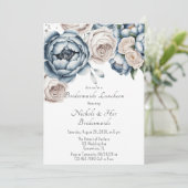 Invitation Dusty Blue Peony Rose & Parties scintillant Brides (Debout devant)