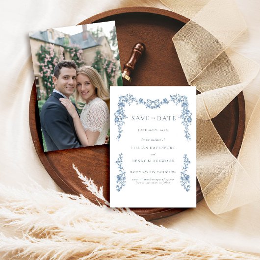 Invitation Dusty Blue Toile Chinoiserie Mariage Date de sauve