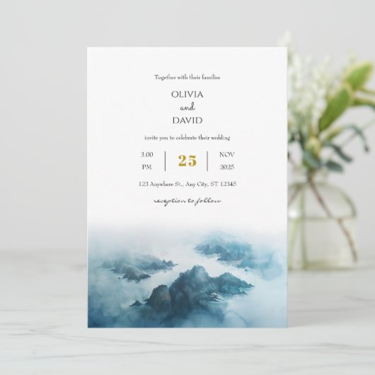 Invitation Dusty Blue Tropical Seaside Island Beach Mariage (Debout devant)