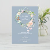 Invitation Dusty Blue Woodland Rose verdure Mariage fleuri (Debout devant)