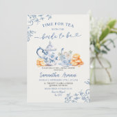 Invitation Dusty Bue Chinoiserie Fête des mariées Tea Party (Debout devant)