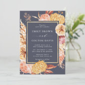 Invitation Dusty Purple Bourgogne Mariage à fleurs en terre c (Debout devant)