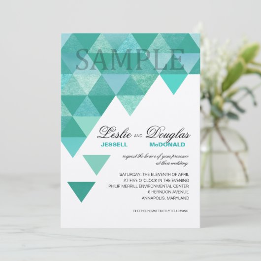 Invitation ÉCHANTILLON de triangles géométriques traditionnel (Debout devant)