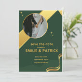 Invitation Économisez la date de notre mariage vert et or sim (Debout devant)