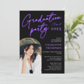 Invitation Ecriture de signe violet de néon fun graduation ph (Debout devant)