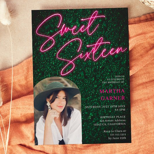 Invitation Écriture rose néon arche photo verte Sweet 16