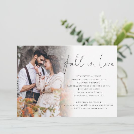 Invitation Écrivez Tombez amoureux Script Photo Overlay Code  (Debout devant)