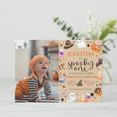 Invitation Éffrayant Un Fantôme 1er Anniversaire Halloween (Debout devant)