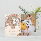 Invitation Éffrayant Un Fantôme Rétro Halloween Photo Anniver (Debout devant)