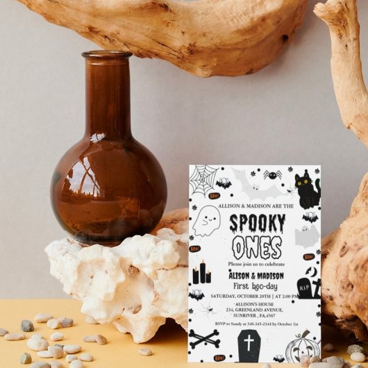 Invitation Éffrayant Un Halloween Twin premier anniversaire