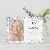 Invitation Elégant Anniversaire de 50 ans Argent (Debout devant)