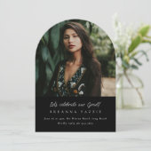 Invitation Élégant Arc Photo Graduation (Debout devant)