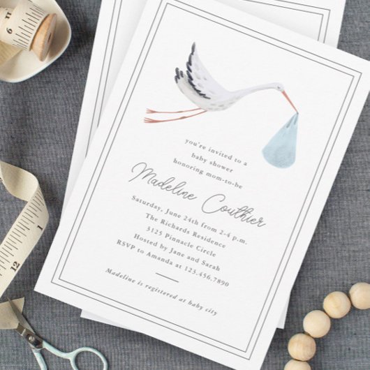 Invitation Elégant Baby shower de cigognes à main tiré