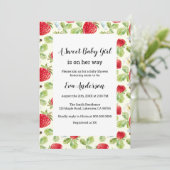 Invitation Élégant Baby shower fraise (Debout devant)