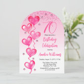 Invitation Élégant Ballons de Coeur Rose 70e anniversaire fêt (Debout devant)