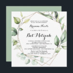 Invitation Elégant Bat mitzvah de verdure or géométrique<br><div class="desc">Cette invitation à la bat mitzvah de verdure dorée géométrique et élégante est parfaite pour un bat mitzvah moderne. Le design est orné de feuilles d'eucalyptus verts peints à la main et ornés d'un cadre géométrique doré.</div>