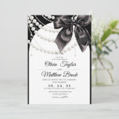 Invitation Elegant Black Bow Pearls Wedding (Debout devant)
