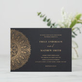INVITATION ÉLÉGANT BLACK OR CLASSIQUE ORNATE MANDALA MARIAGE (Debout devant)