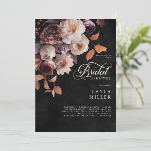 Invitation Elégant Black Soft Fall Floral Script Douche (Debout devant)