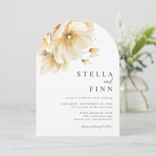 Invitation Elégant Blanc Jaune Or Fleurs QR Code Mariage (Debout devant)