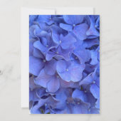 Invitation Elégant Blue periwinkel fleuri Douche nuptiale (Dos)