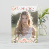 Invitation Elegant Blush Floral Graduation Photo (Debout devant)