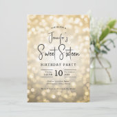 Invitation Élégant Bokeh Lights Script moderne Sweet 16 Or (Debout devant)