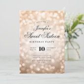 Invitation Élégant Bokeh Lights Script Sweet 16 Rose Gold (Debout devant)