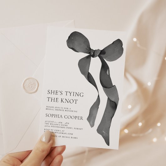 Invitation Elegant Bow She's Tying the Knot Fête des mariées