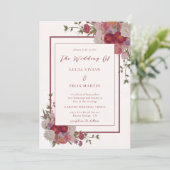 Invitation Élégant Burgundy Floral QR Code Mariage photo (Debout devant)