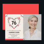 Invitation Elégant Coeur Floral Rouge pour son 76e anniversai<br><div class="desc">Elégant Coeur Floral Rouge pour son 76e anniversaire Invitation moderne</div>