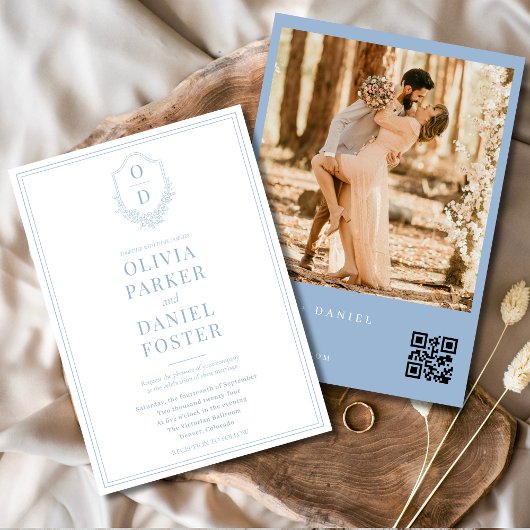 Invitation Elégant Crest Dusty Blue QR Code Mariage photo