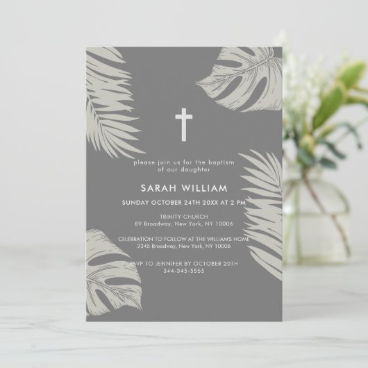 Invitation Elégant Grey Boho Feuille Cross Baptism (Debout devant)