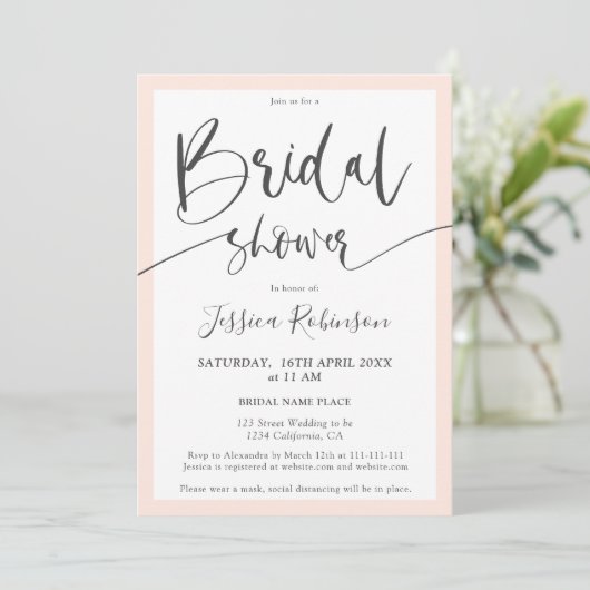 Invitation Élégant gris clair rose script chic douche nuptial (Debout devant)