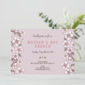 Invitation Élégant Lavande Floral Fête des Mères Brunch (Debout devant)