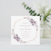 Invitation Élégant Mariage floral violet (Debout devant)
