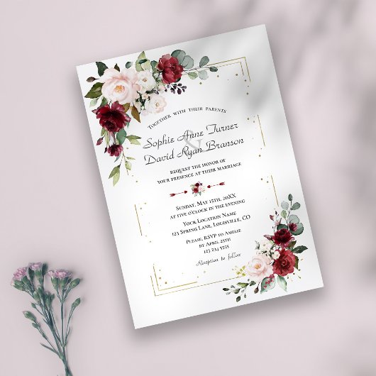 Invitation Élégant Mariage or aux fleurs bleues bordeaux