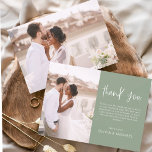 Invitation Élégant mariage Sage Green Merci photo<br><div class="desc">Minimaliste Sage Green Mariage Merci Cartes qui ont une photo à l'avant et à l'arrière. Les cartes de remerciement contiennent une typographie de script moderne,  lettrée à la main,  qui sont élégantes,  simples et modernes à utiliser après la célébration du mariage.</div>
