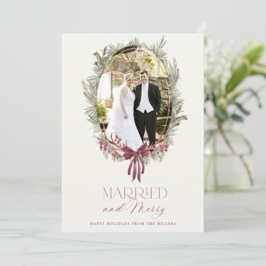 Invitation Elegant Married and Merry Holiday Photo Card (Debout devant)