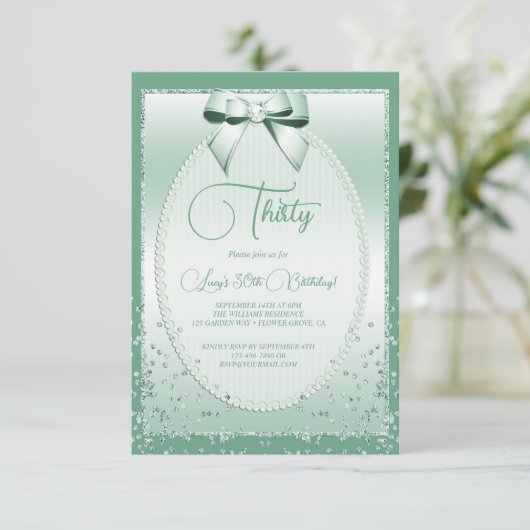Invitation Elégant Mint Green Bijoux Bow & Confetti Anniversa (Debout devant)