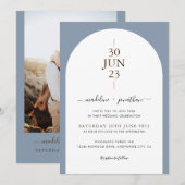 Invitation Elégant moderne porte bleue Dusty Mariage photo (Devant / Derrière)