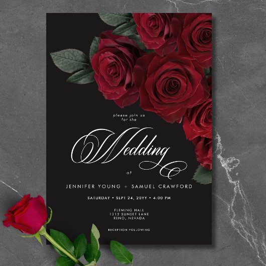 Invitation Élégant Moody Blood Red Roses Floral Mariage