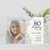 Invitation Elégant noir blanc photo florale 80e anniversaire (Debout devant)