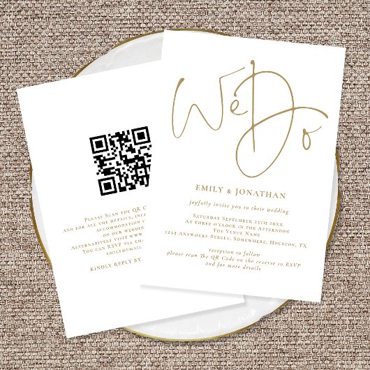 Invitation Élégant Nous faisons Gold Script QR Code Mariage