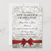 Invitation Elégant Nouvel An Soir Argent Bokeh Lights Red Bow (Devant)