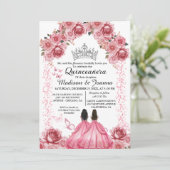 Invitation Élégant papillon rose floral Twin Quinceanera (Debout devant)