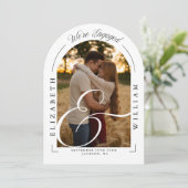 Invitation Élégant Photo Arch Calligraphy Engagement Party (Debout devant)